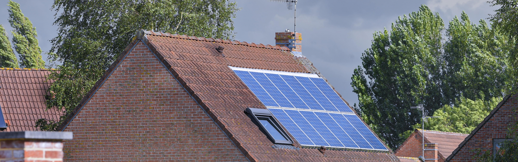 d&eacute;couvrez le potentiel photovolta&iuml;que des b&acirc;timents publics : une solution durable et &eacute;conomique pour r&eacute;duire la consommation d'&eacute;nergie, promouvoir les &eacute;nergies renouvelables et diminuer l'empreinte carbone des collectivit&eacute;s. explorez les avantages et les opportunit&eacute;s d'une transition &eacute;nerg&eacute;tique responsable.